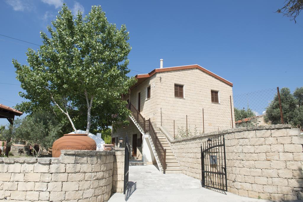 Marianna Mansion Villa Pachna Rom bilde