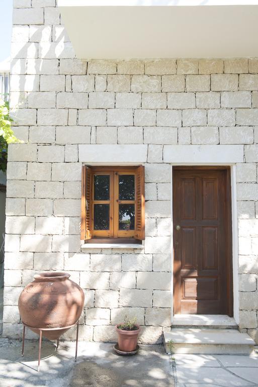 Marianna Mansion Villa Pachna Rom bilde